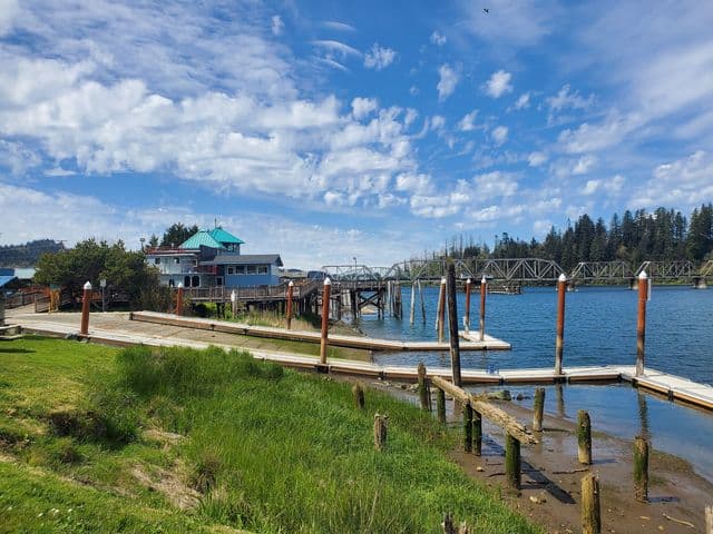 Best Fishing Spots on the Umpqua, Smith River & Winchester Bay